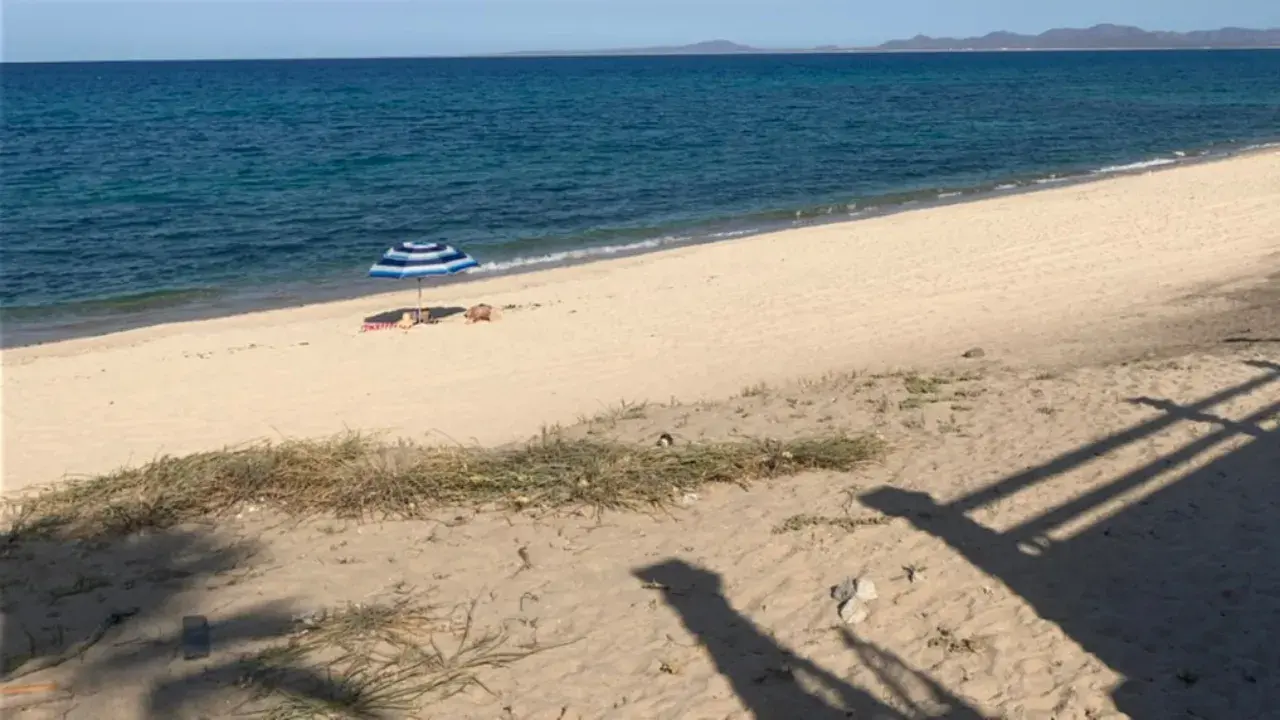 La Ventana, a windy beach. 